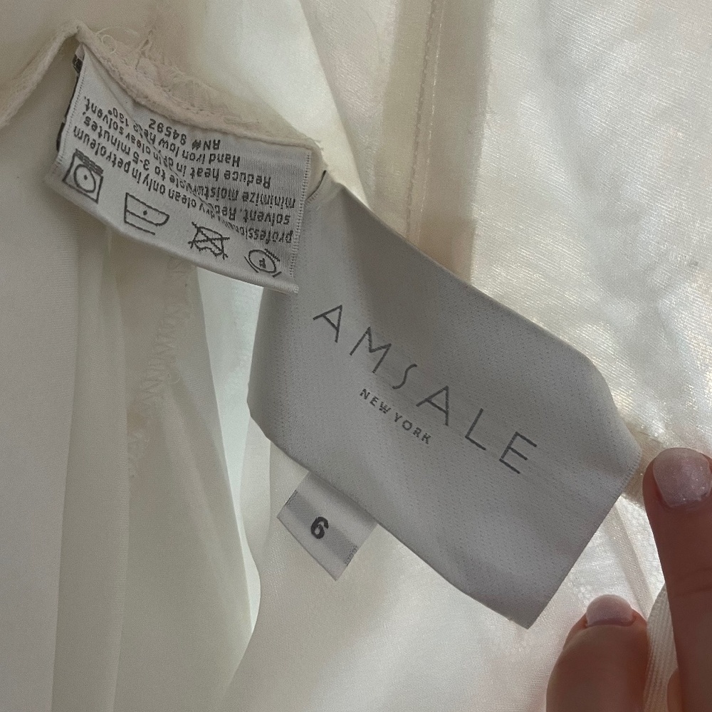 Amsale Dawson Lace Wedding Dress - Size 2 - Picture 10 of 16